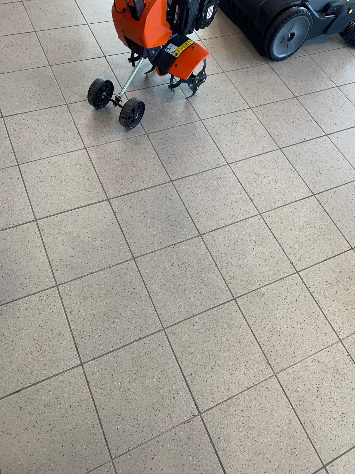  Nouvelle tondeuse Honda de jardin à Seltz Seltz Wurtz 