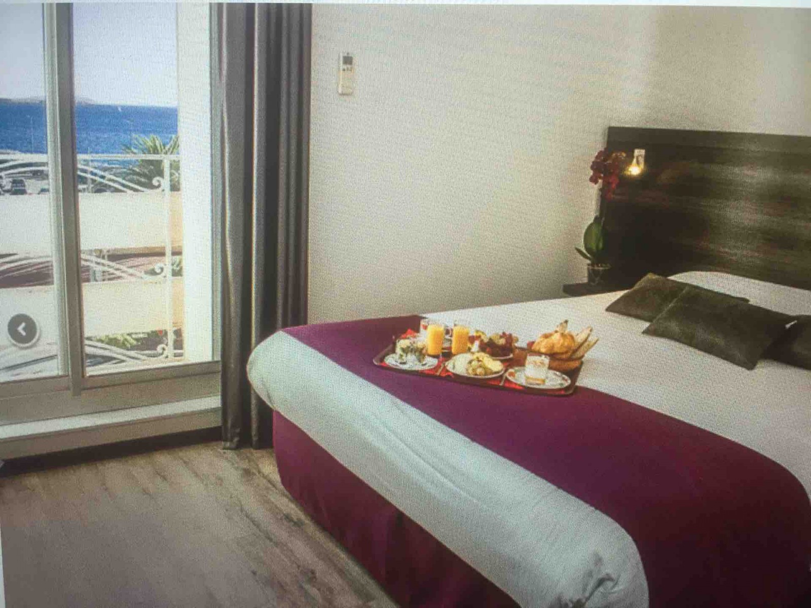 Hôtel location de chambre  Bandol  hôtel de la baie 