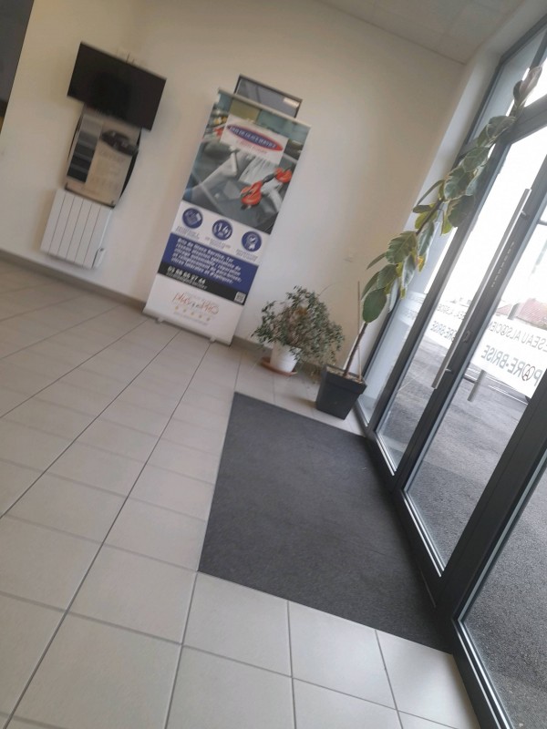 Où trouver une entreprise qui va s'occuper de remplacement de mon pare-brise sans franchise à Illkirch Graffenstaden
