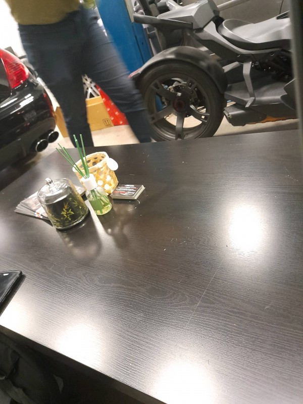 Où trouver un garage à Souffelweyersheim pour réparer l'embrayage de mon cabriolet sport