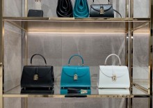 Où trouver un mini sac en cuir dans le centre de Strasbourg Strasbourg   Furla Strasbourg 